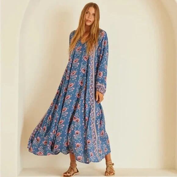 Natalie Martin Vintage Flower Maxi Caftan Fiore, Azure - Picture 2 of 4